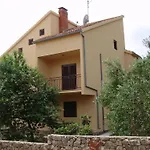 Apartments Dragan