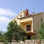 Apartments Dragan